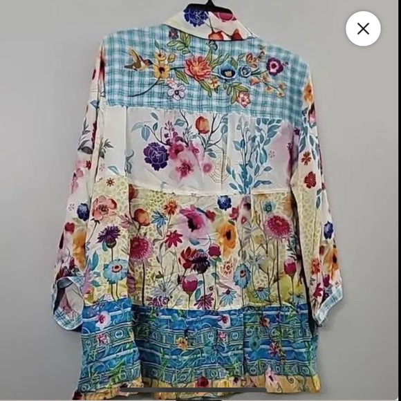 John Mark Nwt Plaid Embroidered Floral 3/4 Sleeve Button Front Top - Picture 2 of 3